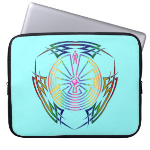 Der Mann im Maze - Stamm Tattoo gefärbt Laptopschutzhülle