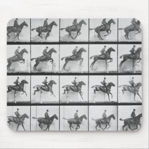 Der Mann und Pferd, die einen Zaun springen, Mousepad