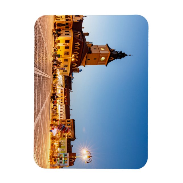Der Marktplatz von Brasov in Rumänien Magnet (Vertikal)