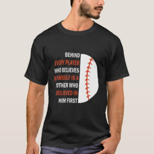 Der Menne hinter jedem Spieler ist ein Baseball-Co T-Shirt