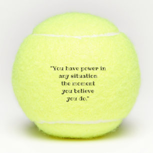 Der Moment, in dem du dem Tennisball glaubst Tennisbälle