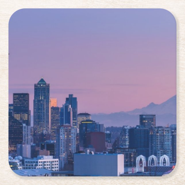 Der Mount Rainier im Hintergrund Rechteckiger Pappuntersetzer (Vorderseite)