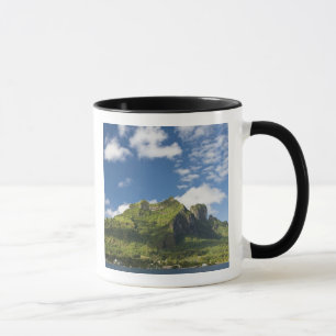 Der Mt. Otemanu und die atemberaubende Schönheit v Tasse