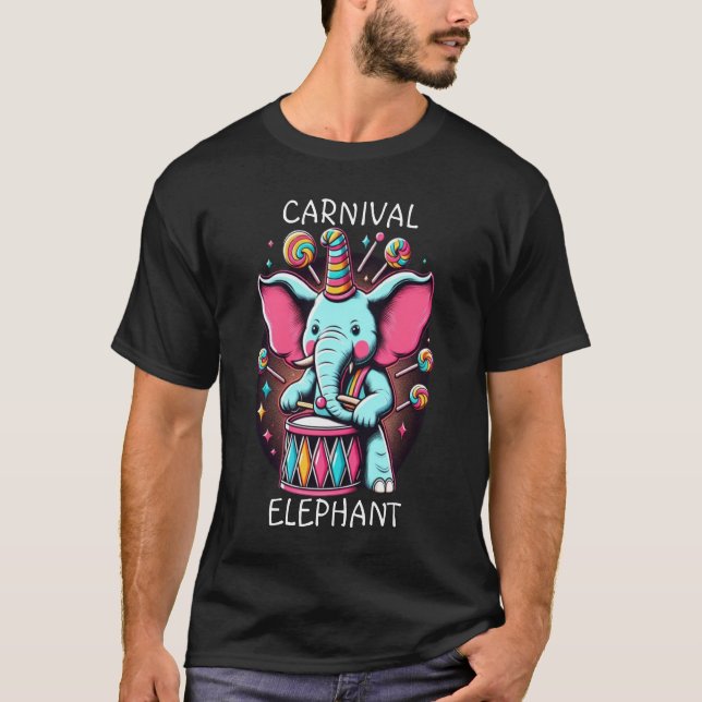 Der musikalische Pachyderm Elefant, der Gitarre sp T-Shirt (Vorderseite)
