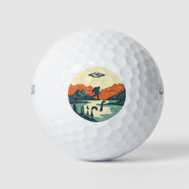 Der mythische Hintergrund Golfball
