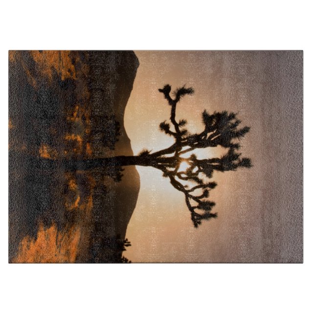 Der Nachtfall beginnt bei Joshua Tree Schneidebrett (Vorderseite)