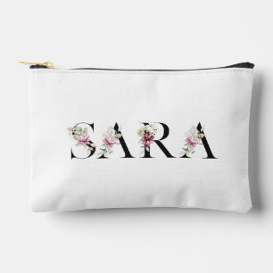 Der Name ist Sara. Ich heiße Sara. Zubehörtasche