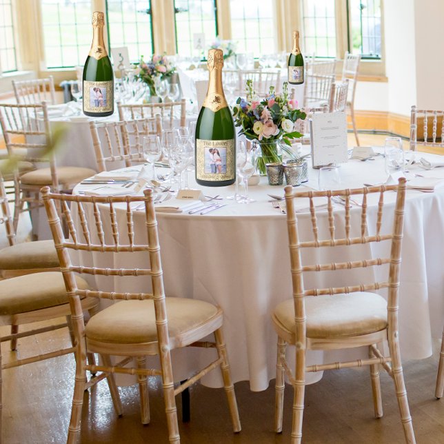 Der Name und das Foto der Lovers Gold Tarot Card (Wedding Reception)