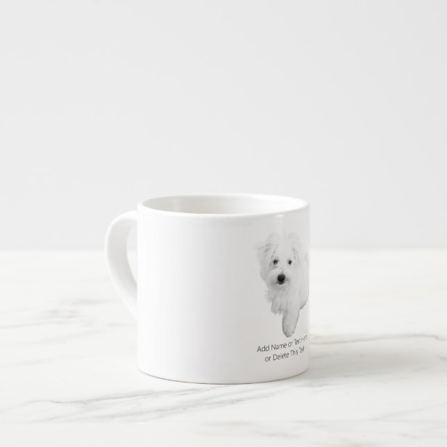 Der Niedliche maltesische Welpenhund Espressotasse (Vorderseite Links)