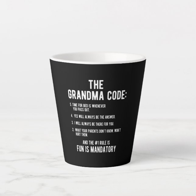 Der Oma-Code | Spaß ist obligatorisch Milchtasse (Vorderseite)