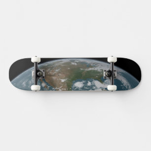 Der Panoramaplanet Erde und die USA. 2 Skateboard