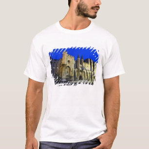 Der Papstpalast in Avignon bei Sonnenuntergang. Ba T-Shirt