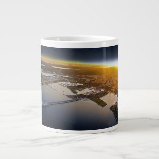 Der Pier Jumbo-Tasse