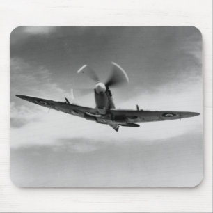 "Der Power u. der Ruhm" - Supermarine Spitfire WW2 Mousepad