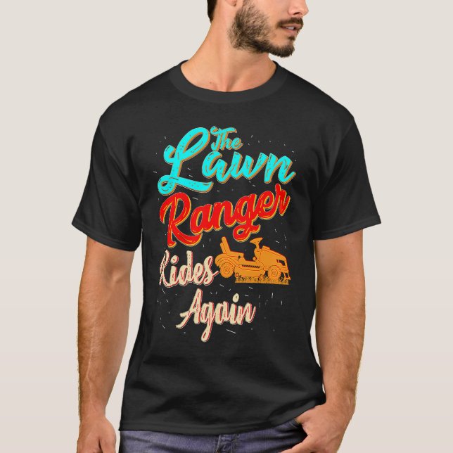 Der Ranger auf dem Rasen ist wieder perfekt T-Shirt (Vorderseite)