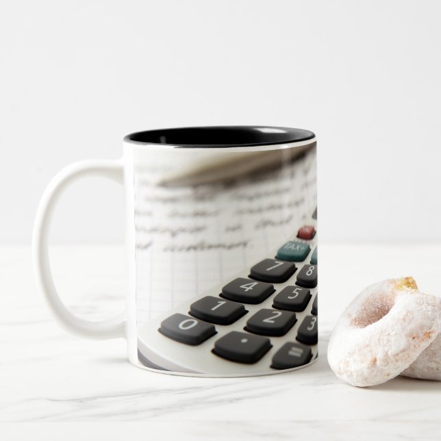 "Der Rechner" Zweifarbige Tasse (Mit Donut)