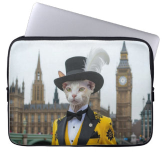 Der Regal Sphynx in seinem verblüffenden Anzug im  Laptopschutzhülle