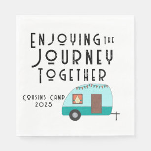 Der Retro-Camper für Reisen zusammen Serviette