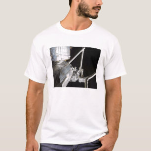 Der Roboterarm des japanischen Experiments Modu 2 T-Shirt