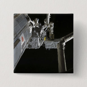 Der Roboterarm des japanischen Versuchsmodells Button