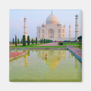Der ruhige friedliche Weltberühmte Taj Mahal bei Magnet