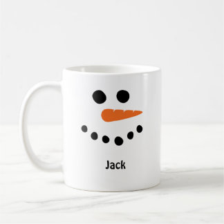 Der Schneemann steht vor der Tasse. Personalisiere Kaffeetasse