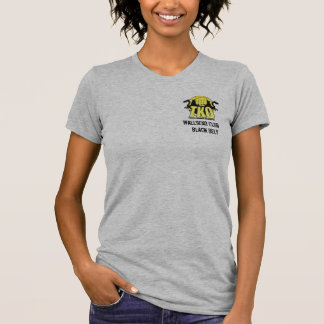 Der schwarze Gürtel der Frauen T-Shirt
