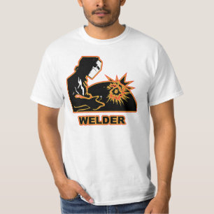 Der Schweißer, der die Funken macht, fliegen T-Shirt
