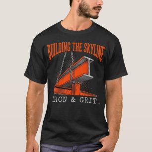Der Skyline Eisen und Hartbau T-Shirt