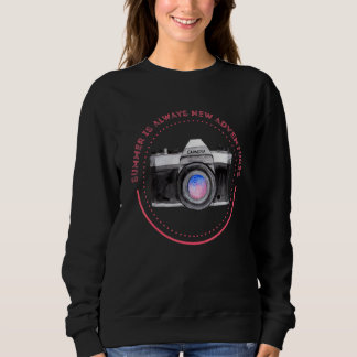 Der Sommer ist immer neue Abenteuer Sweatshirt