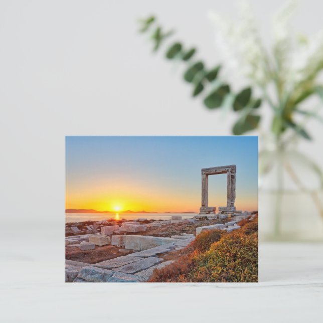 Der Sonnenuntergang von Portara in Chora auf der I Postkarte (Stehend Vorderseite)