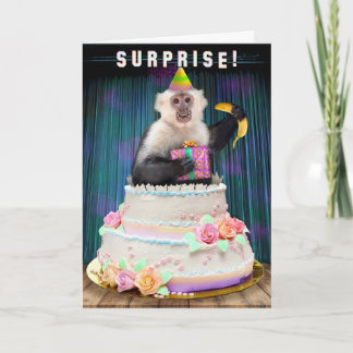 Der sonnige Geburtstagsmonat sprang aus den Kuchen Feiertagskarte