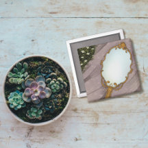 Der Spiegel I - Ein goldener Spiegel im Gras