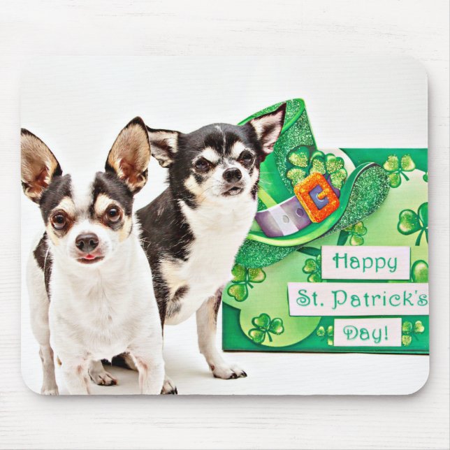 Der St. Patrick's Day Chihuahua Mousepad (Vorne)