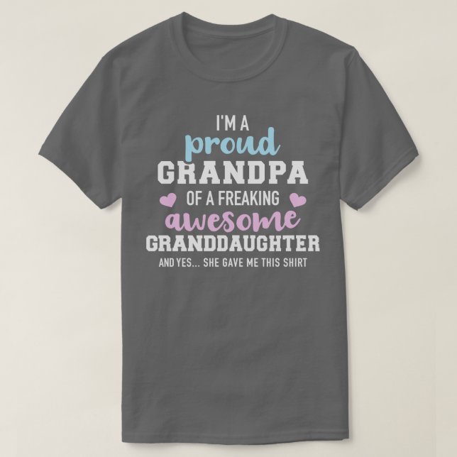 Der stolze Opa einer phantastischen Enkelin T-Shirt (Design vorne)