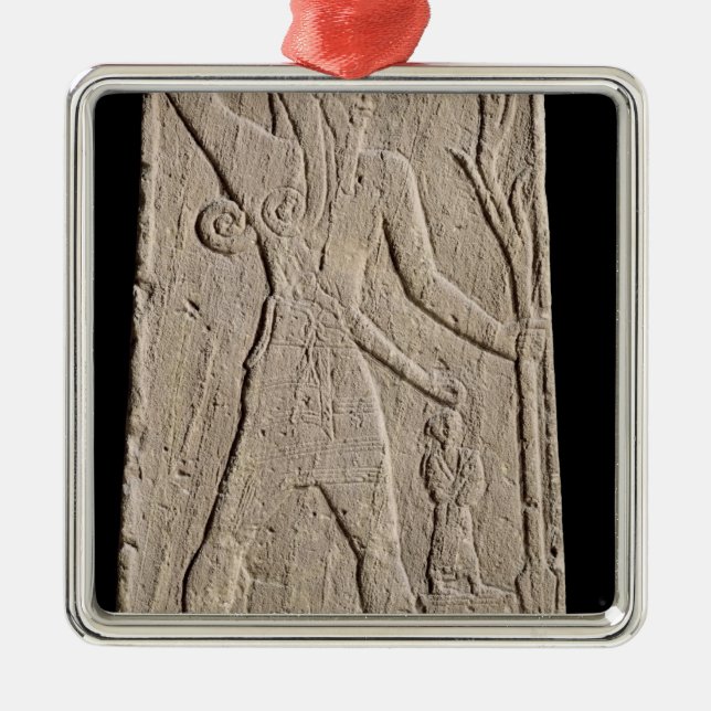 Der Sturmgott Baal mit einem Thunderbolt Ornament Aus Metall (Vorne)