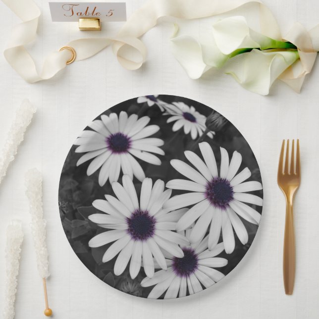 Der subtile Kontrast der Natur Pappteller (Hochzeit)