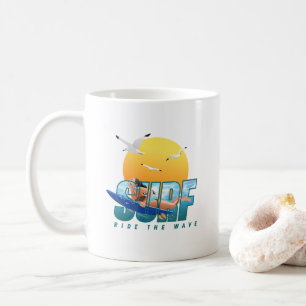 Der Surfer fährt die Welle F) Klassische Tasse N