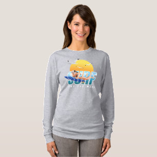 Der Surfer Reitet auf der Welle   Frauen Langarm T-Shirt