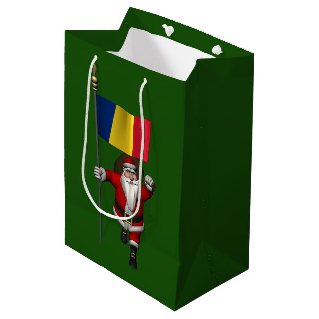 Der süße Weihnachtsmann mit der Flagge Rumäniens Mittlere Geschenktüte (Vorderseite Schrägansicht)