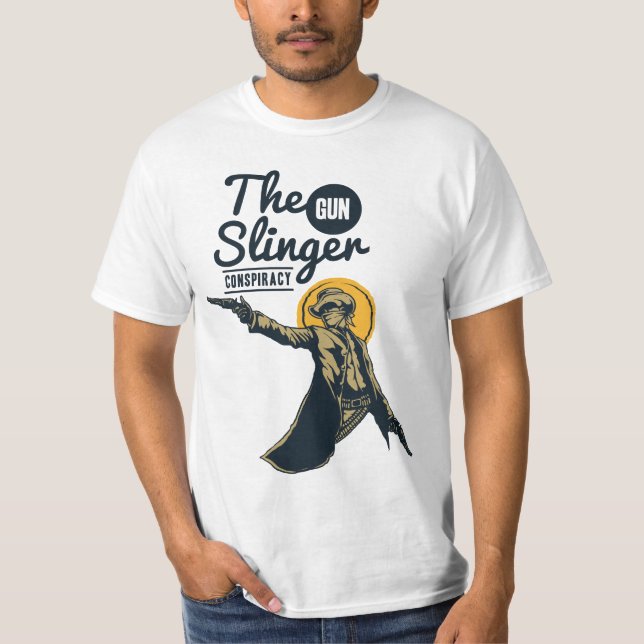 Der T - Shirt des Gun-Slinger-Verschwörens der Män (Vorderseite)