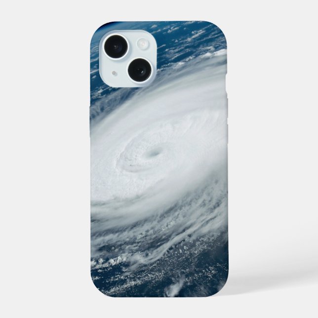 Der Taifun Hinnamnor. iPhone 15 Hülle (Rückseite)