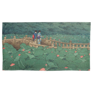 Der Teich am Benten-Schrein in Shiba Kawase Hasui Kissenbezug