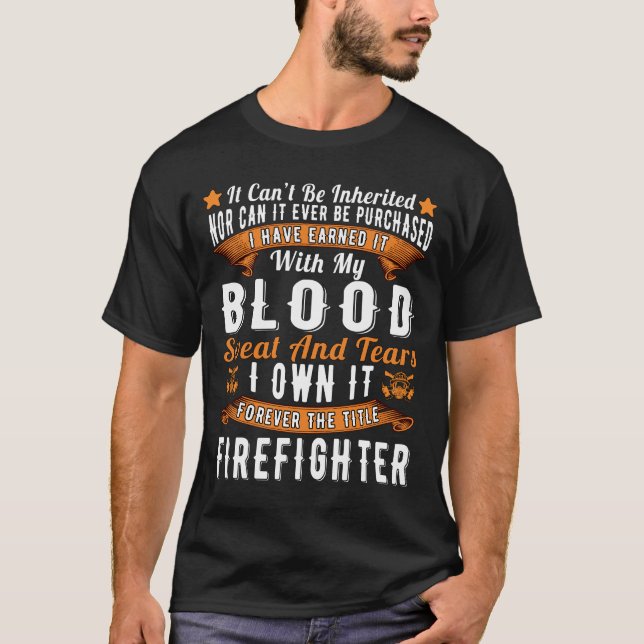 Der Titel Feuerwehrmänner T-Shirt (Vorderseite)