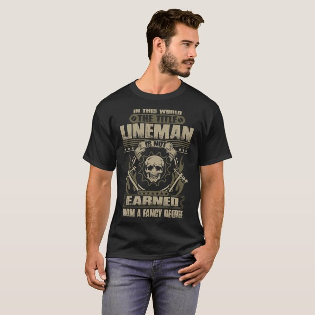 Der Titel-Störungssucher erworben nicht vom T-Shirt (Vorne ganz)