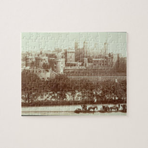 Der Tower von London (Sepia-Foto)