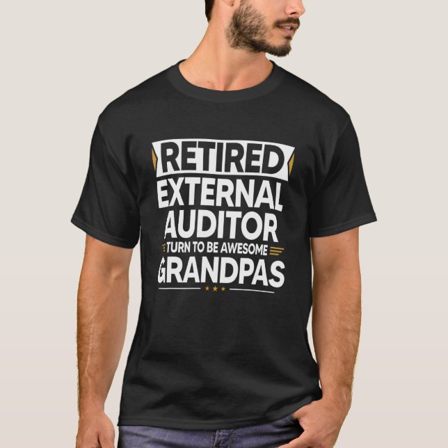 Der übermüdete externe Prüfer wird Phantastisch. T-Shirt (Vorderseite)