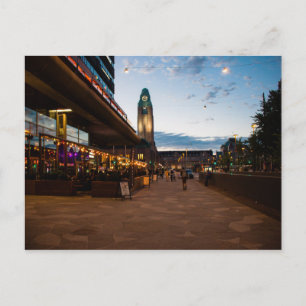 Der Uhrturm des Bahnhofs von Helsinki Postkarte