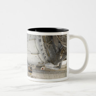 Der unter Druck gesetzte fügende Adapter 3 2 Zweifarbige Tasse