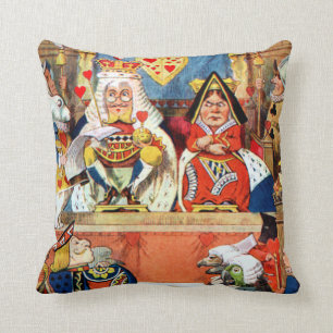 Der Versuch des Herzens in Wonderland Kissen